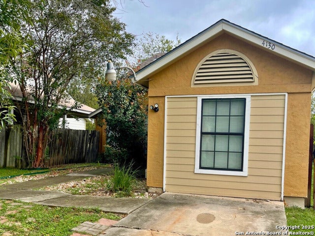 4130 Hunters Sun Dr, San Antonio