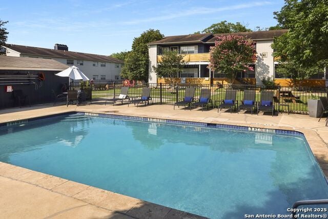 483 Laurel 605, New Braunfels