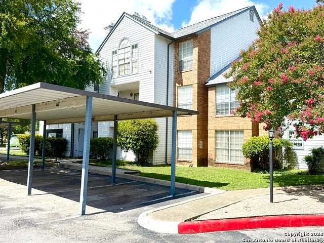 11311 Sir Winston 113, San Antonio