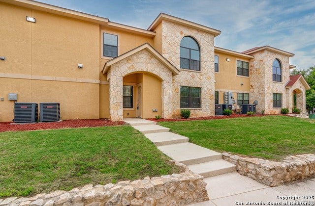 6160 Eckhert 1402, San Antonio