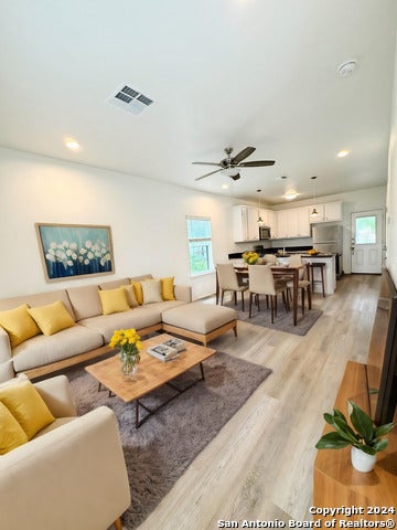 707 Runnels Ave 102, San Antonio