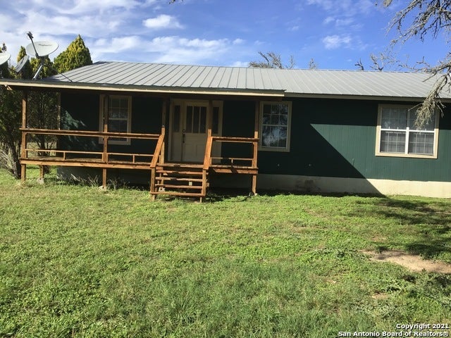 2805 River Bluff Cir, Pipe Creek