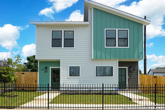 530 S Hackberry St 102, San Antonio