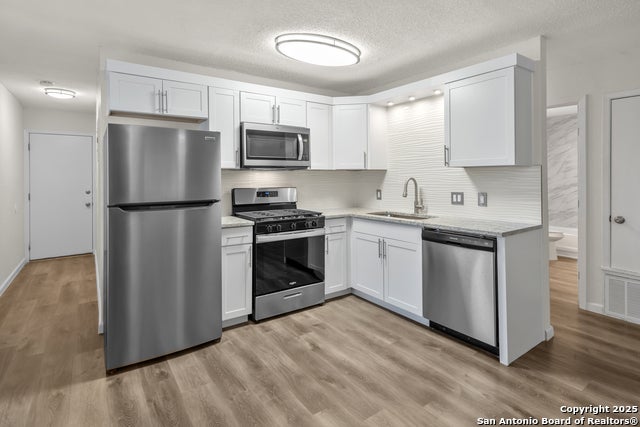 408 Regina #3, San Antonio