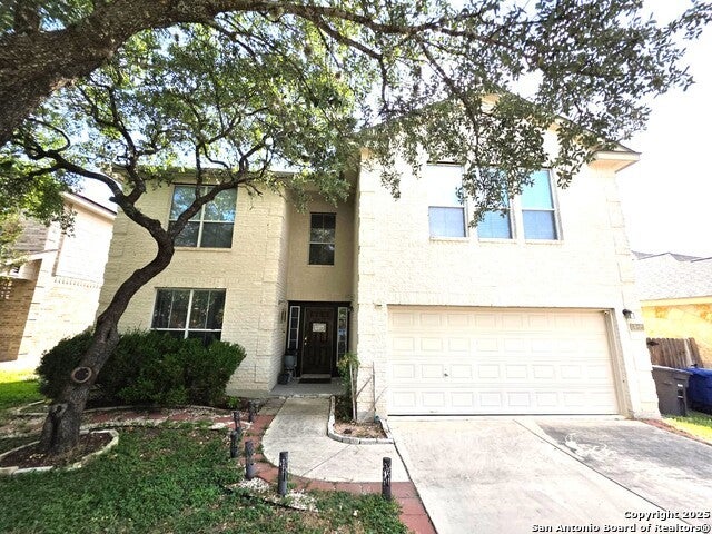 14016 Auberry, Helotes