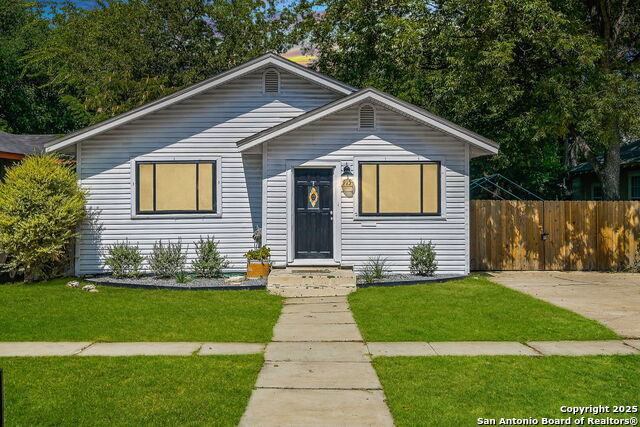 915 Gramercy, San Antonio