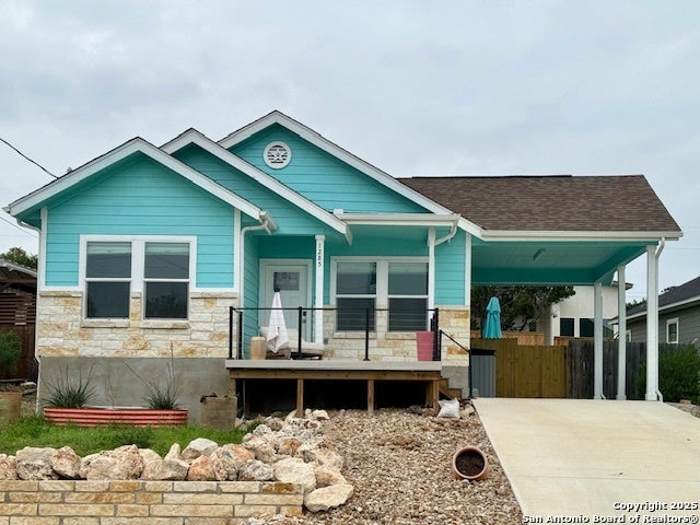 1285 Live Oak, Spring Branch