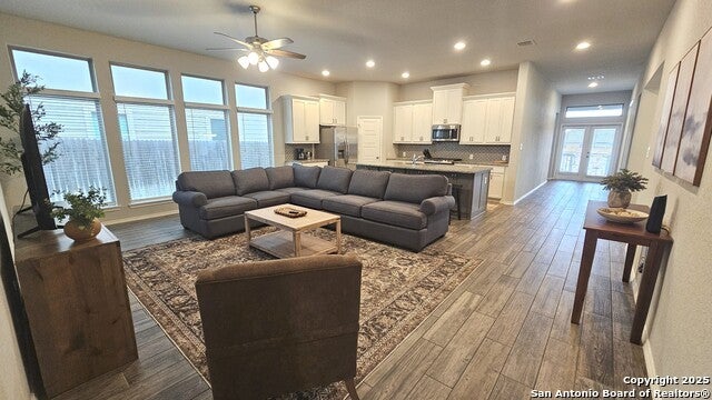 9304 Aggie, San Antonio