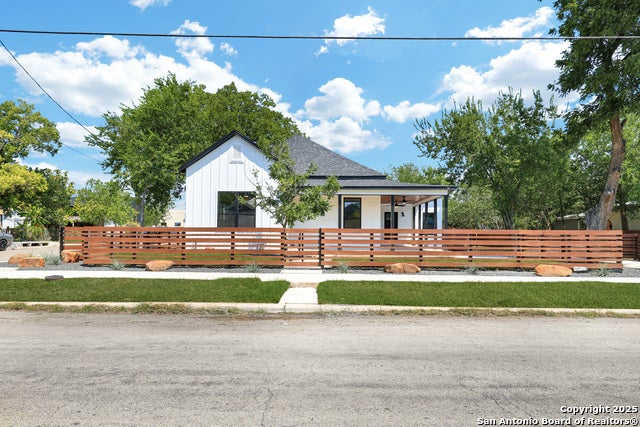 2425 Monterey St, San Antonio