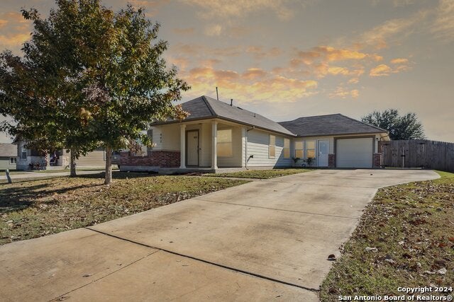 492 Magnolia Wind, New Braunfels