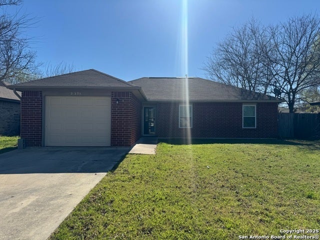 2221 Michigan, New Braunfels