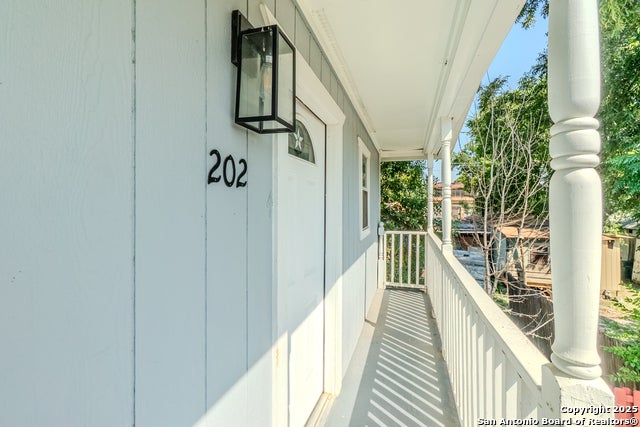 125 Hess #202, San Antonio