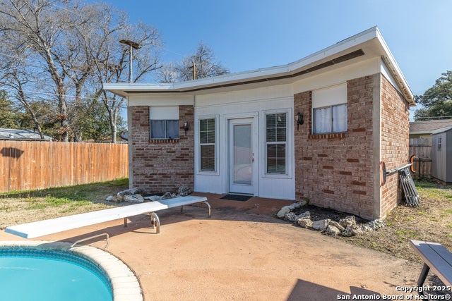 221 Cloudmont, Windcrest