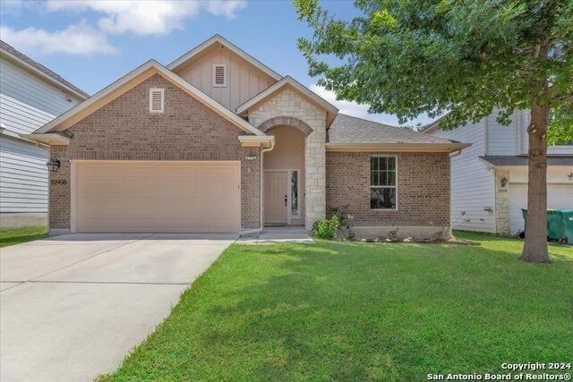 10908 Forest Breeze, Live Oak