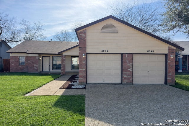8848 Meadow Range St, San Antonio