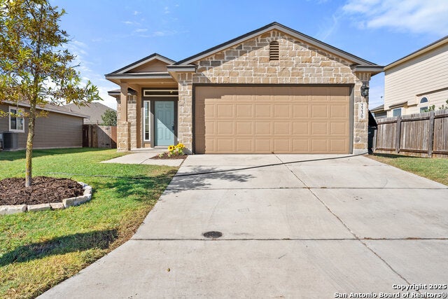 2030 Olive Hill, New Braunfels