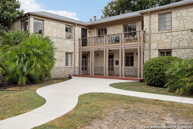 515 E Olmos Dr #2, Olmos Park