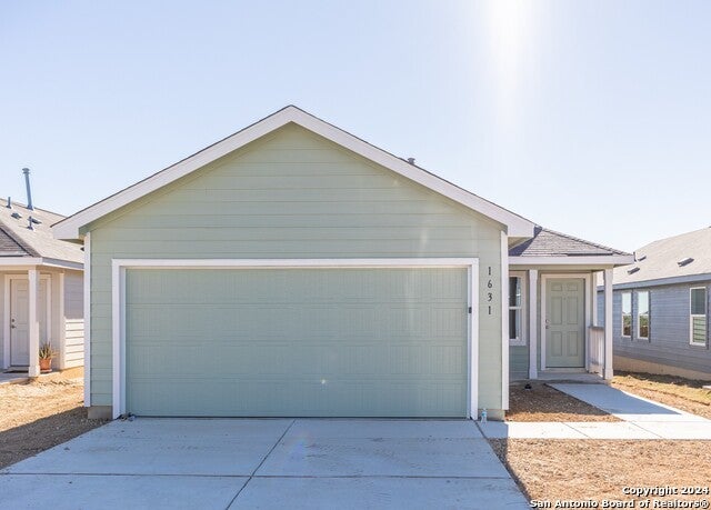 1631 Knoll Ridge, New Braunfels