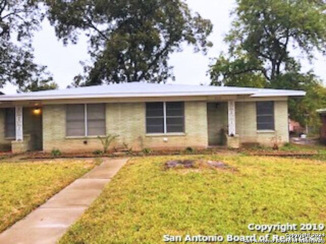 213 Sunnyland Dr, San Antonio