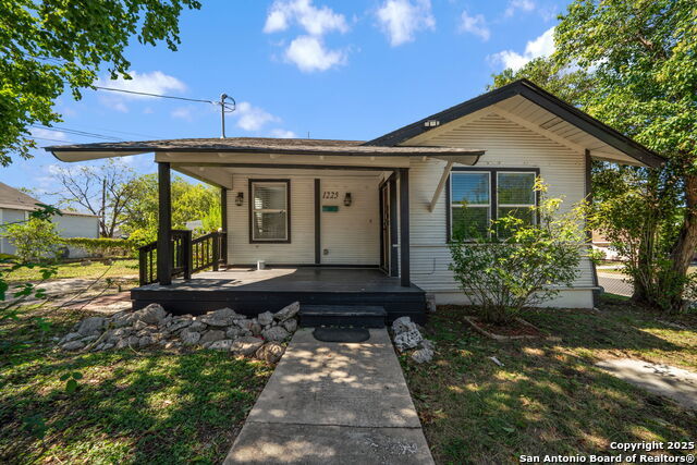 1225 Michigan Ave, San Antonio