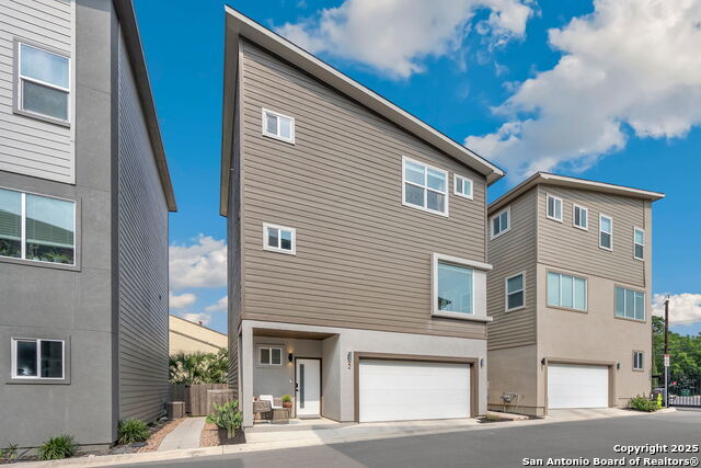 1618 W Lawndale Unit, San Antonio