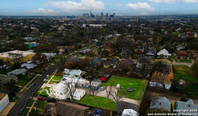 1017 Aganier #2, San Antonio