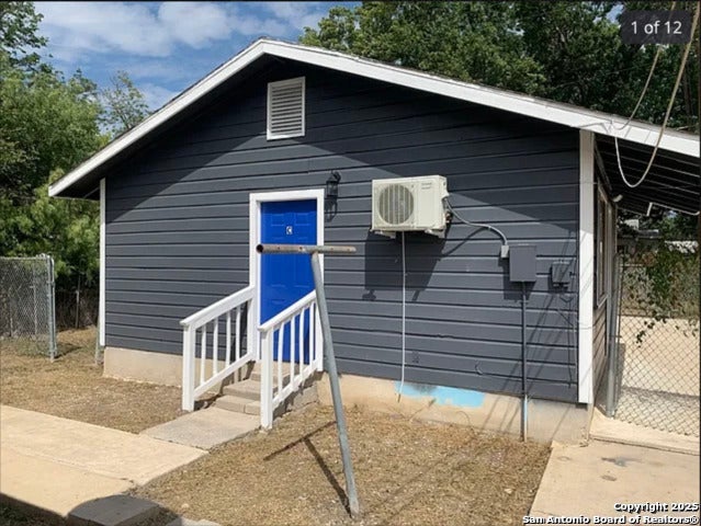 1027 King C, San Antonio