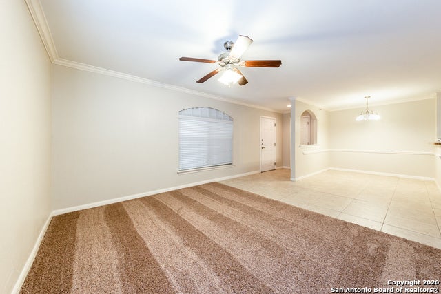 7323 Snowden Rd 1201, San Antonio