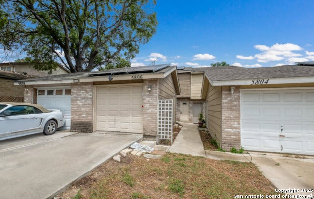 5806 Rue Royale, San Antonio