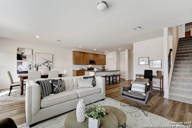 4715 Corona Australis, San Antonio