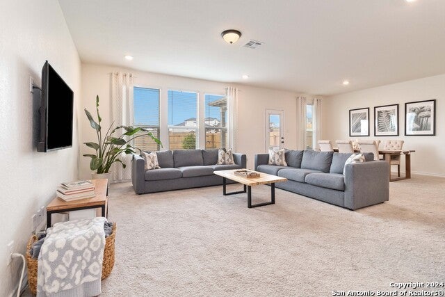 6611 Runaway Row, Converse