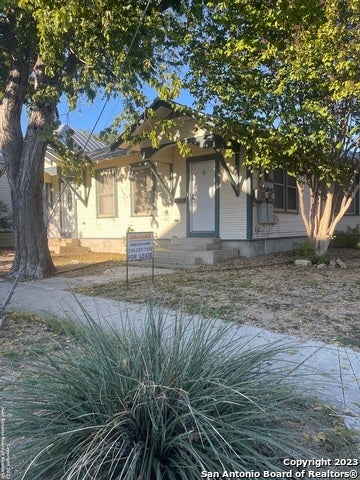 235 Barrera St #1, San Antonio