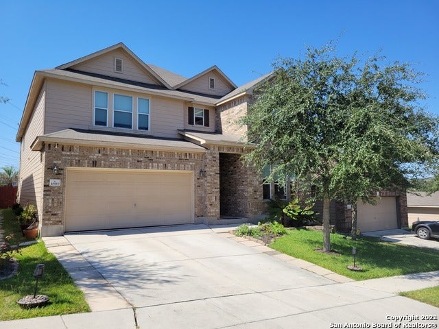 10919 Fox Crest, Live Oak