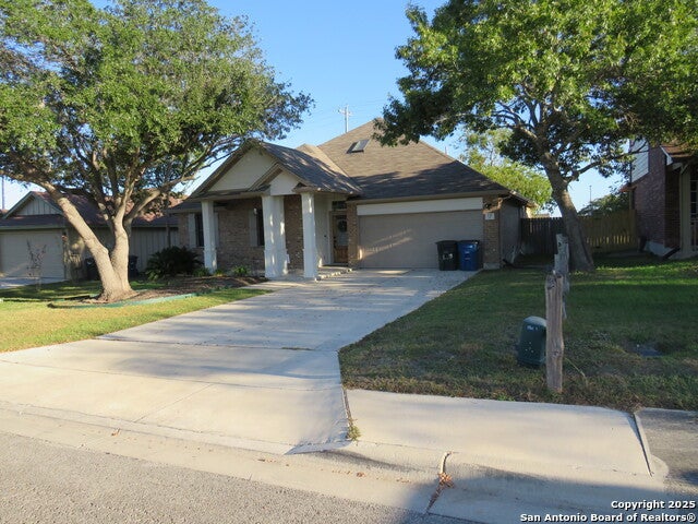 137 Conway Castle, New Braunfels