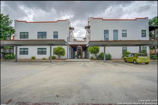 1542 N Alamo 203, San Antonio