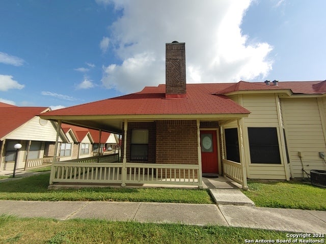 6331 Cambridge 4, San Antonio