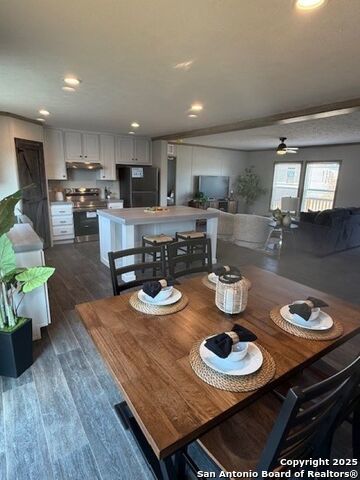 15966 Flores Curve, San Antonio