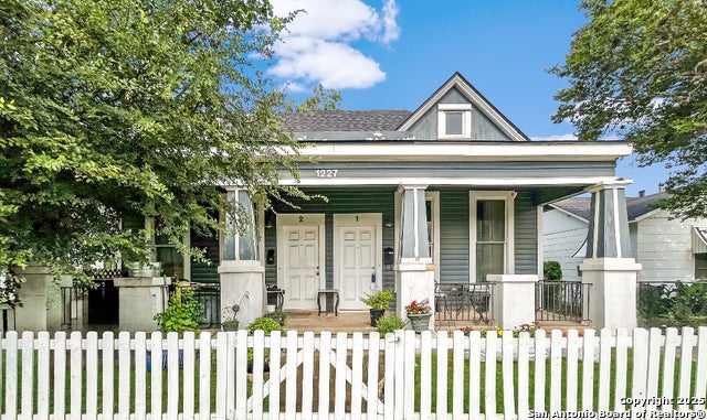 1227 Willow Street #1, San Antonio