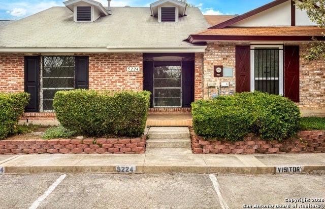 5224 E Rolling Ridge, San Antonio