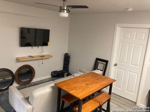 112 Oelkers, San Antonio