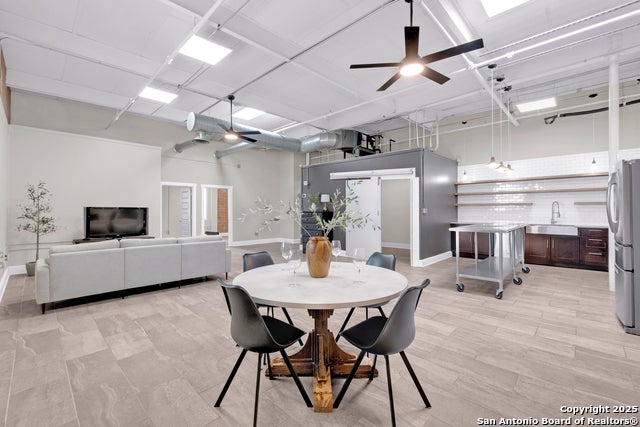 3363 Commerce #101, San Antonio