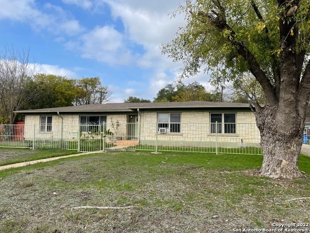 243 Beverly Dr, San Antonio