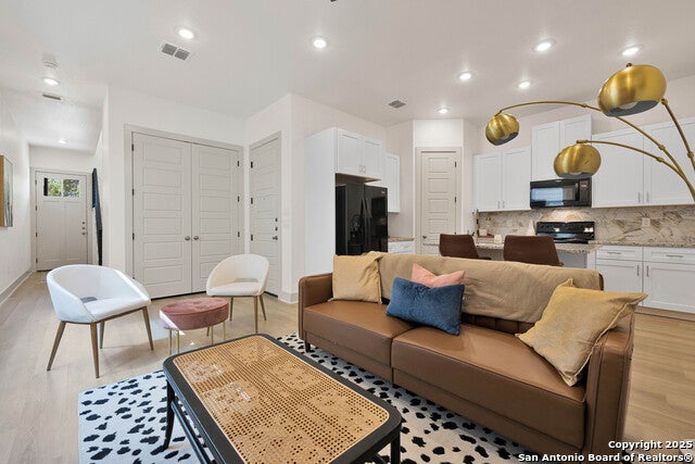 5150 Kelwood #103, San Antonio