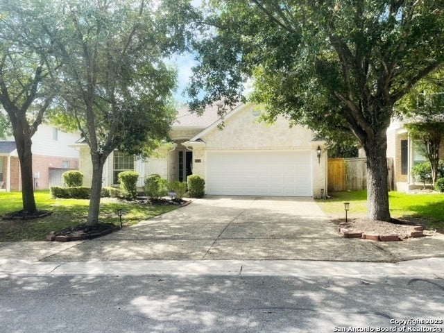 26418 Cuyahoga Circle, San Antonio