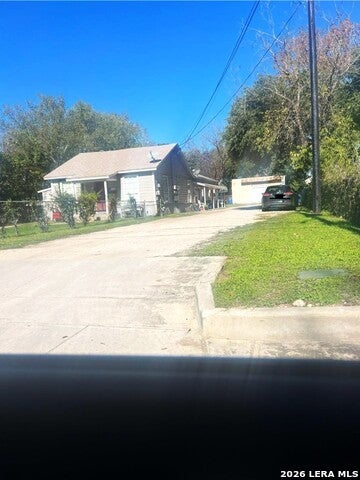 4419 N Hein #3, San Antonio