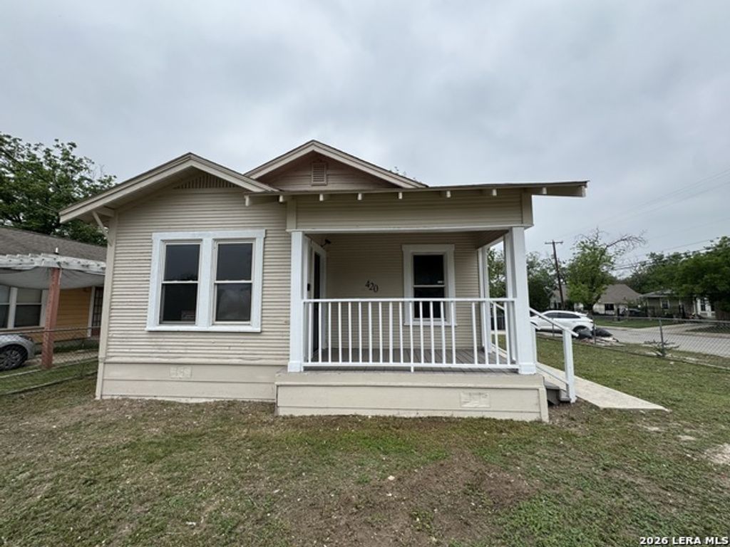 420 Clark Avenue, San Antonio