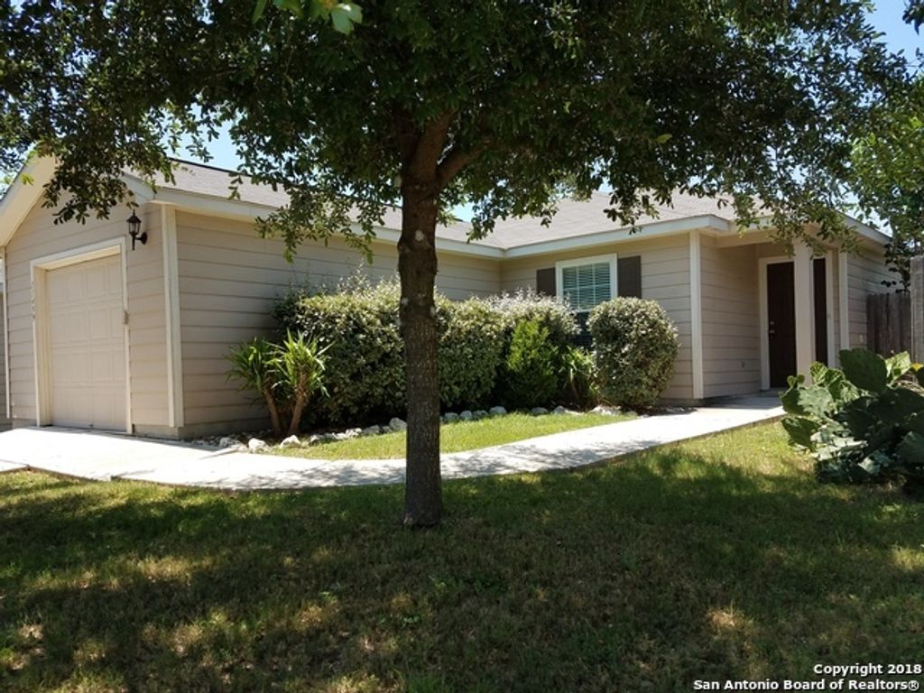 11459 Coral Cyn, San Antonio