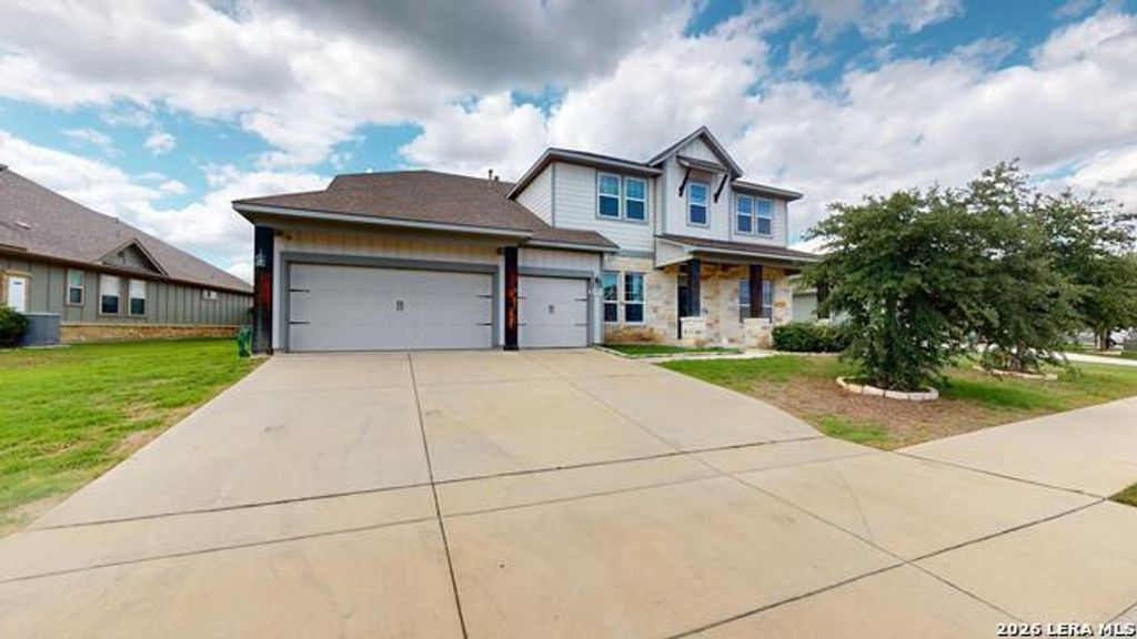 11907 Hollering Pass, Schertz