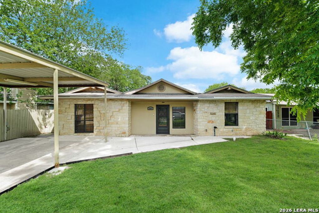 2402 Lake Louise Drive, San Antonio