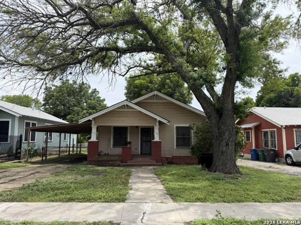 116 Hot Wells Boulevard 3, San Antonio